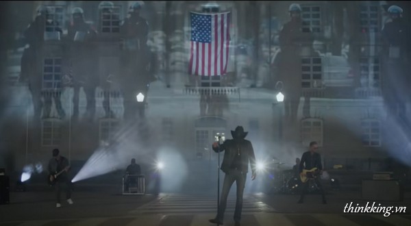 CMT Reinstates Video-Try That In a Small Town (Jason Aldean)