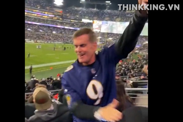 Ravens-Fan-Getting-Freaky-at-Game-Video-2
